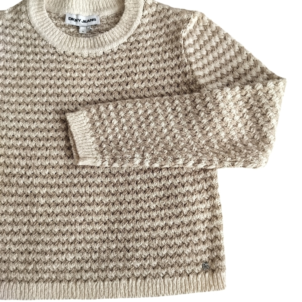 DKNY Jeans Cream and White Knit Sweater - Picture 7 of 9